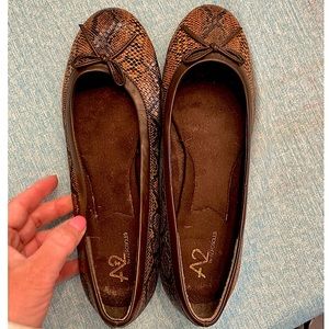 A2 by Aerosoles snakeskin flats. NEVER worn. Size US 9